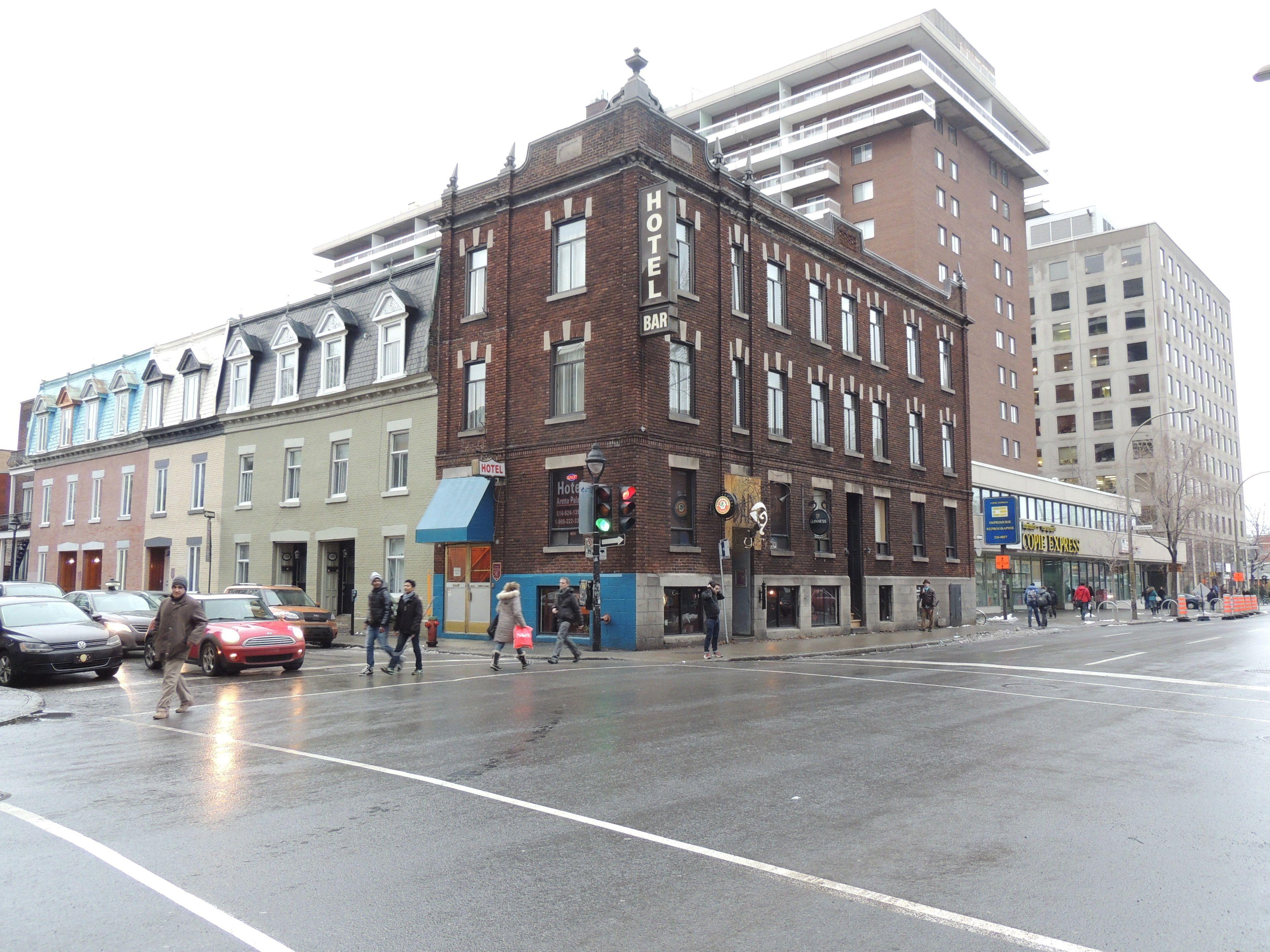 Hotel Arena Palace Montreal, Montreal